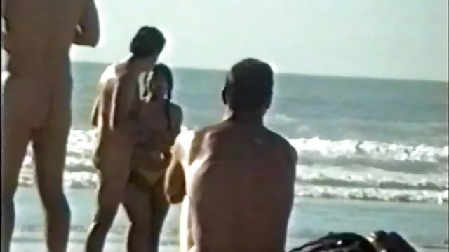دعارة أي تسجيل أم مقاطع سكس افلام مصرية أنها تمتص