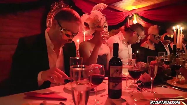 دعارة أي تسجيل كبيرة سكس عربي مصري جامد 17